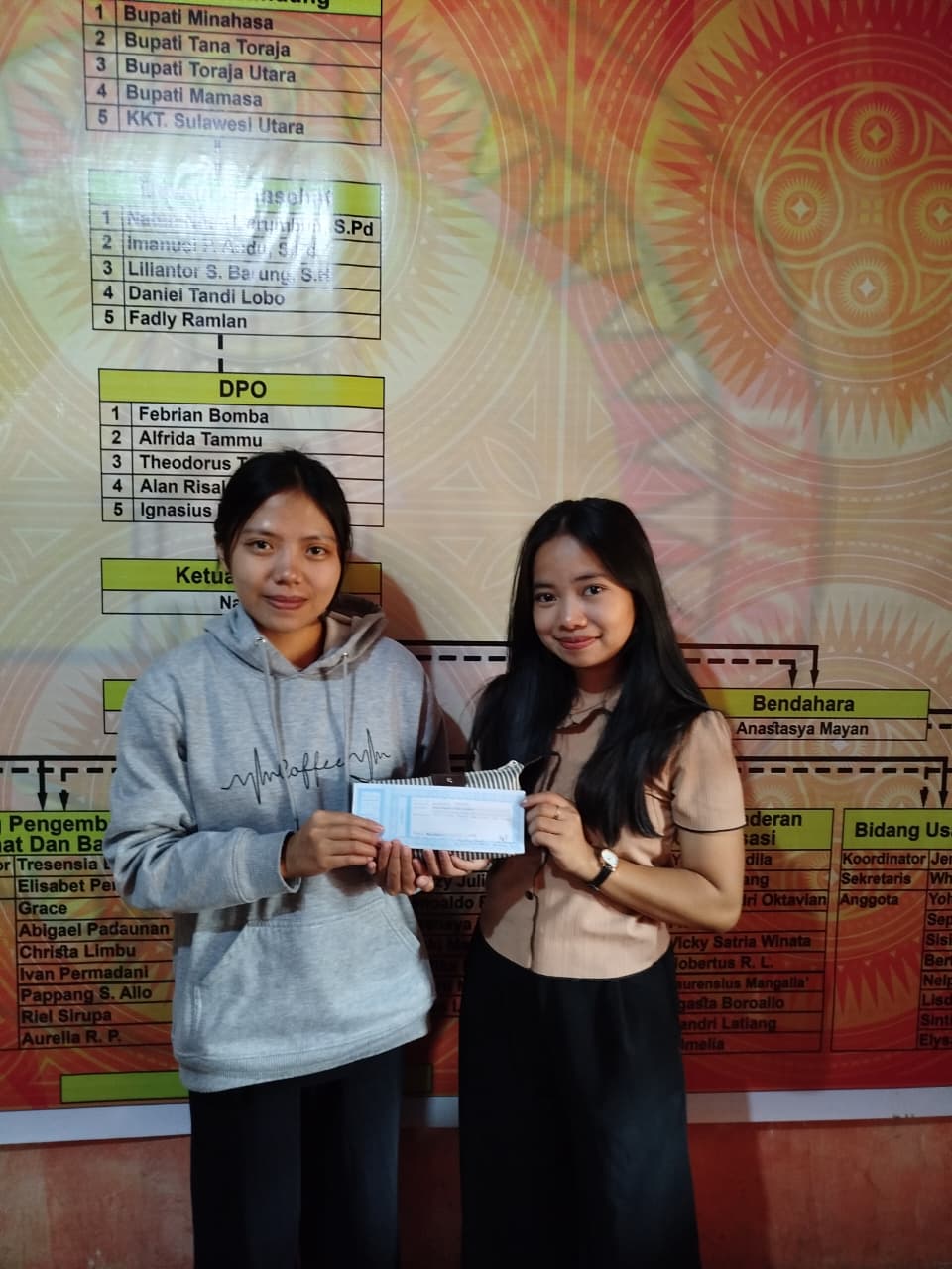 Penyerahan Dana Awal dari BP ke Bendahara Panitia Dies & Mubs 2026